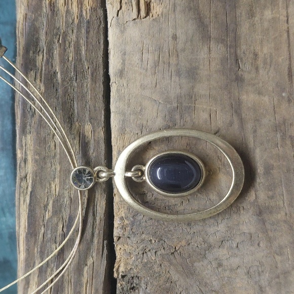 Signed Lia Sophia Necklace - Picture 2 of 5